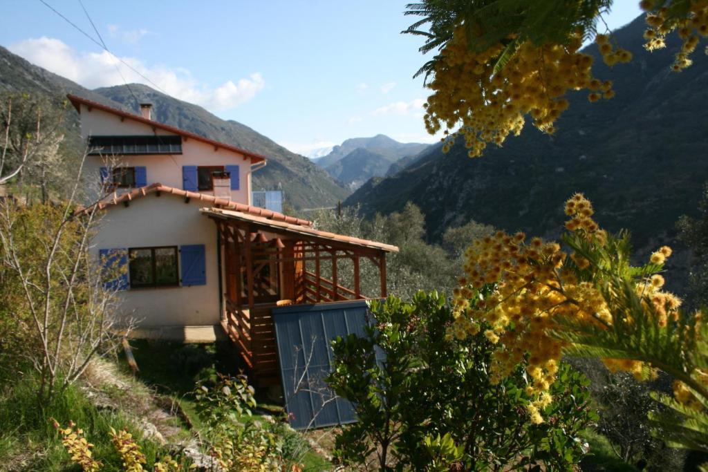 بريل-سور-رويا Gite Roya Mercantour المظهر الخارجي الصورة